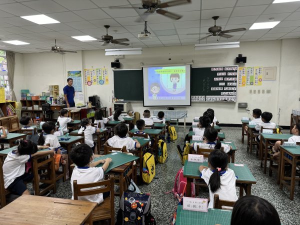 小一新鮮人歡樂入學，生活訓練助力適應校園生活